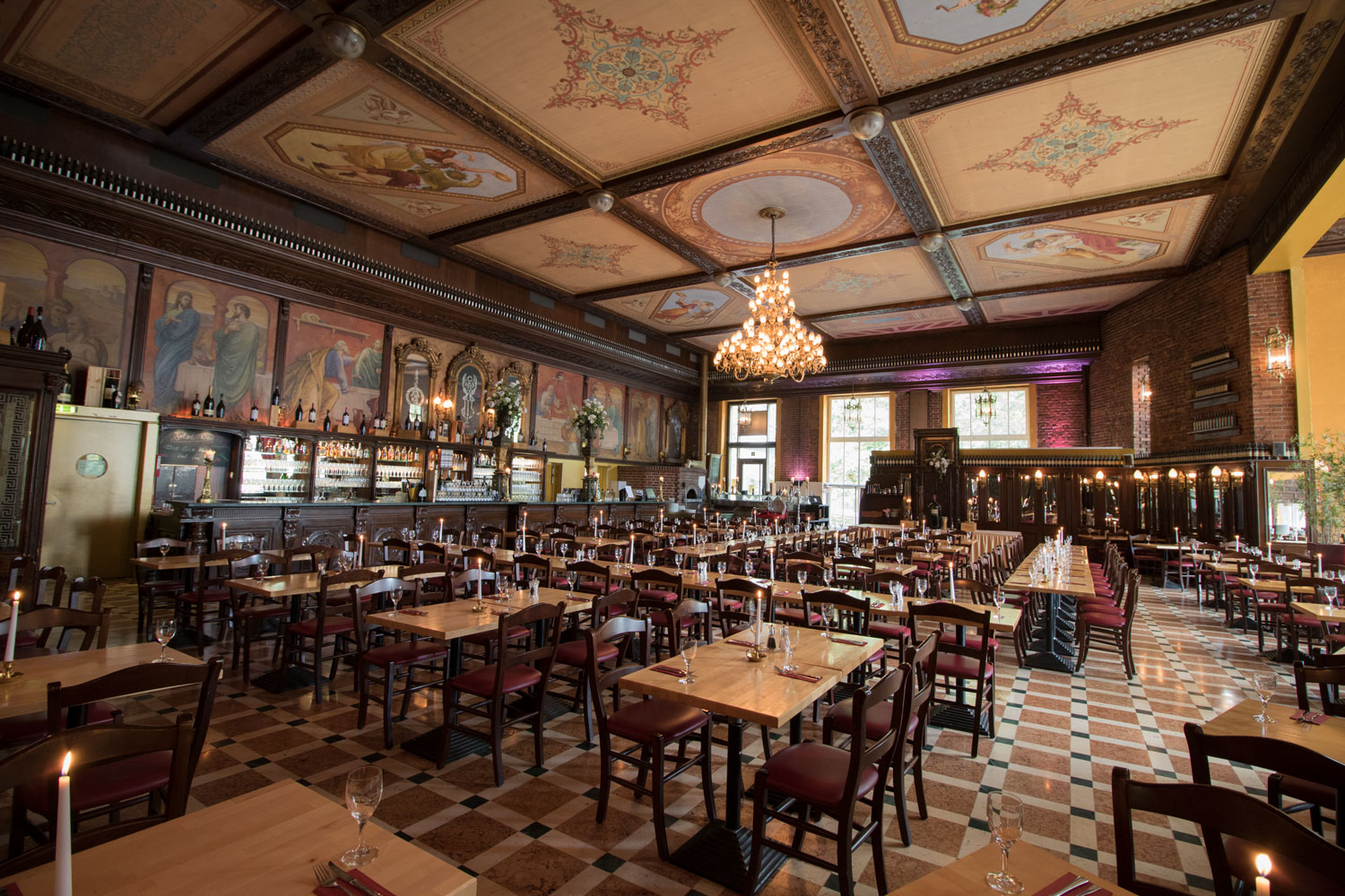 12 Apostel – Restaurant, Veranstaltungsraum & Hochzeitslocation - 01