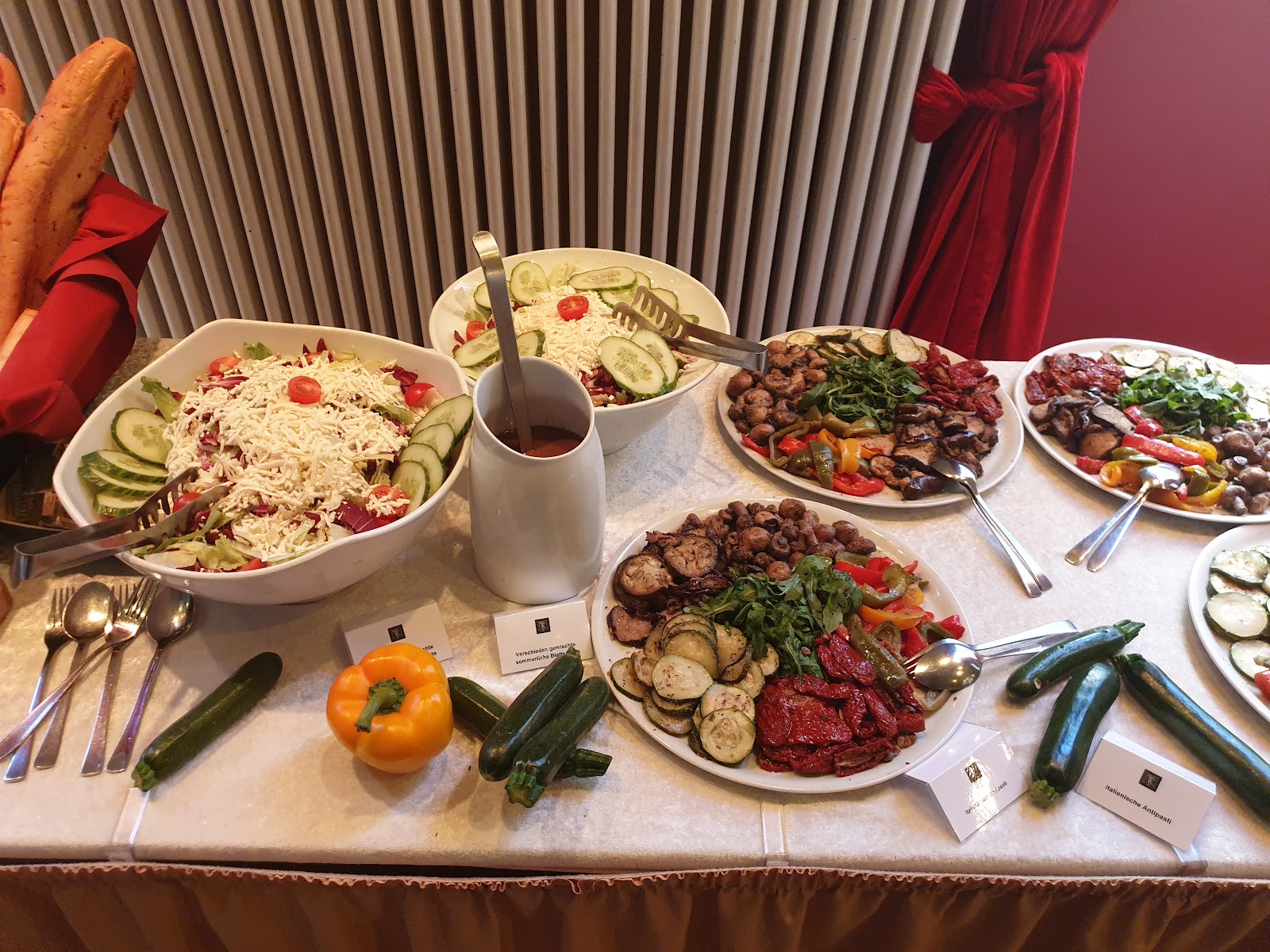 12 Apostel – Restaurant, Veranstaltungsraum & Hochzeitslocation Galerie