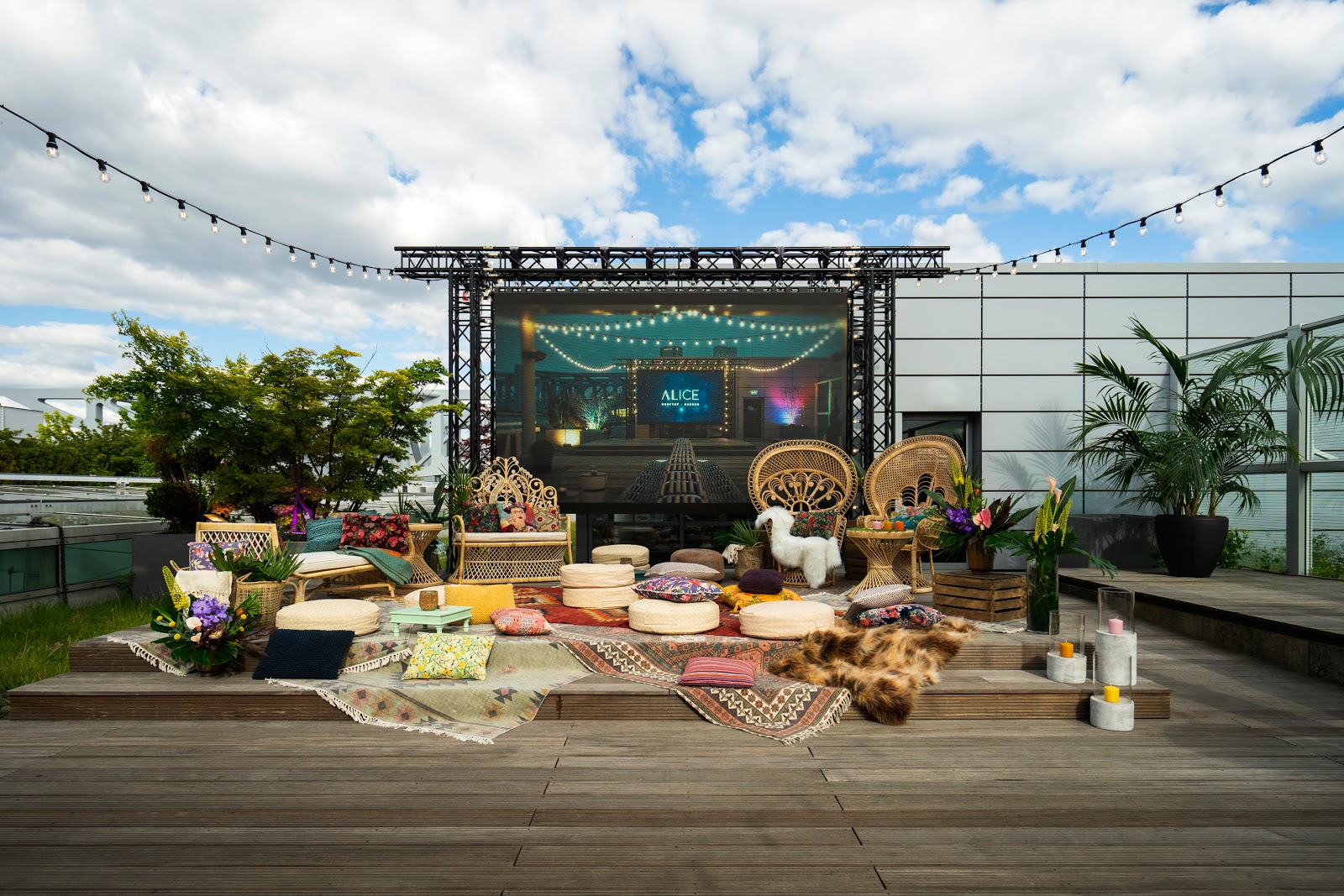 ALICE Rooftop & Garden Galerie