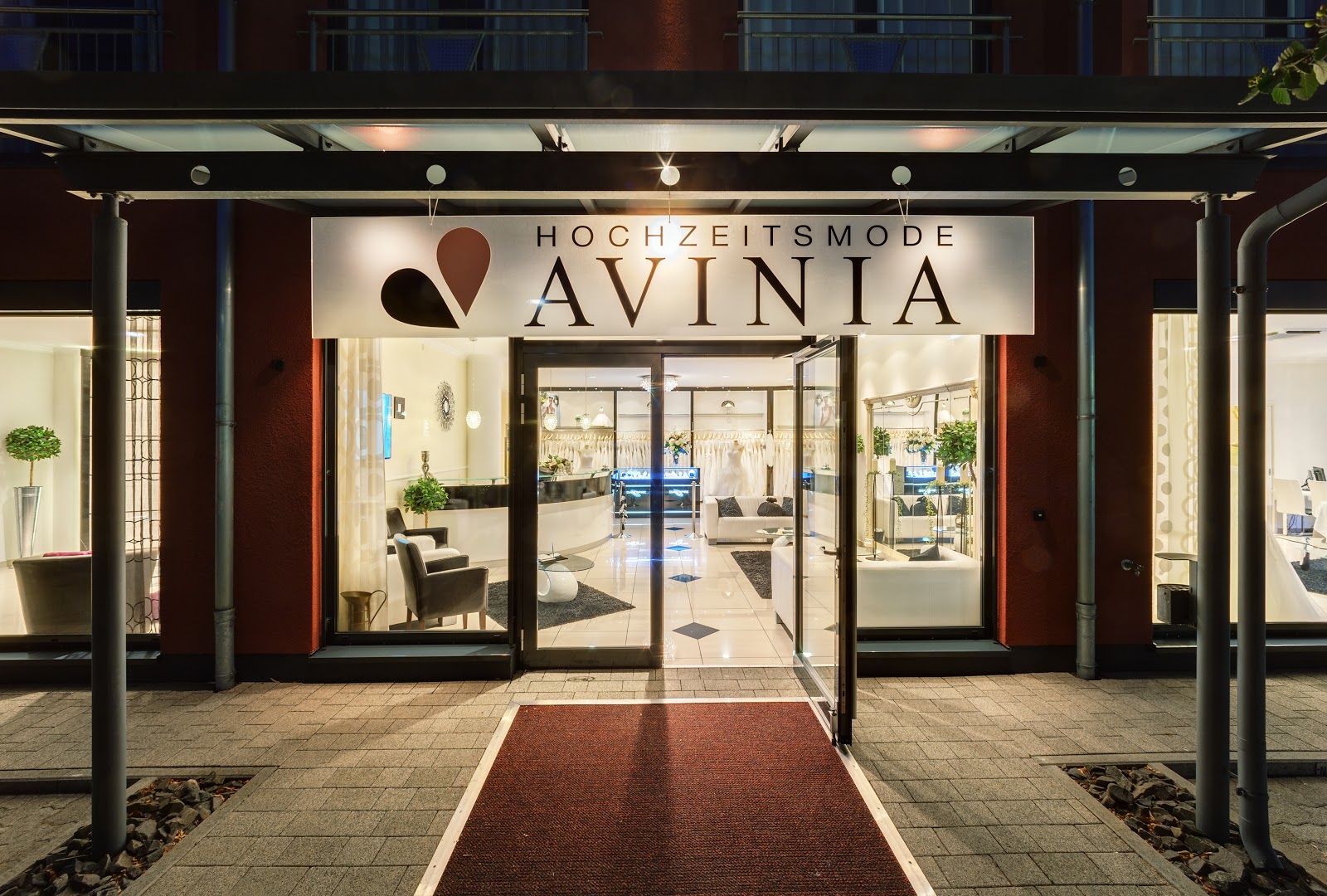 AVINIA Brautmode - 01