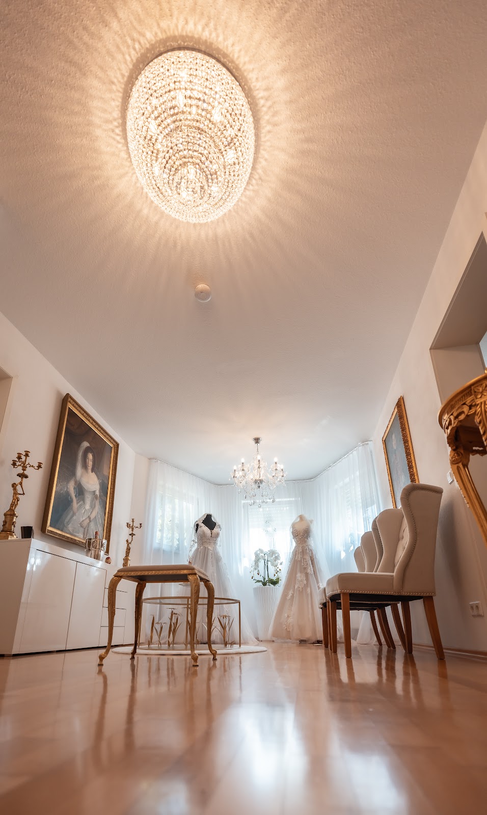 Brautmode Exclusive by Perry - 01