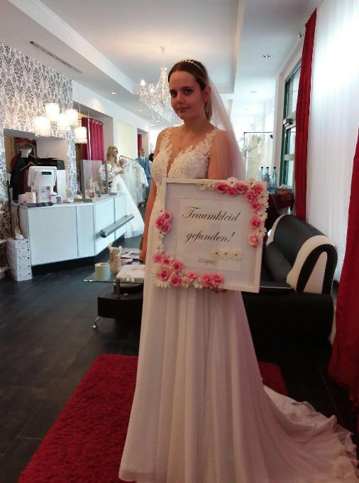 Brautmoden Eleganz Galerie