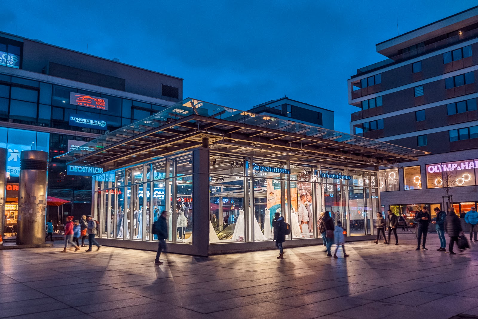 Brautmoden Outlet Dresden - 01