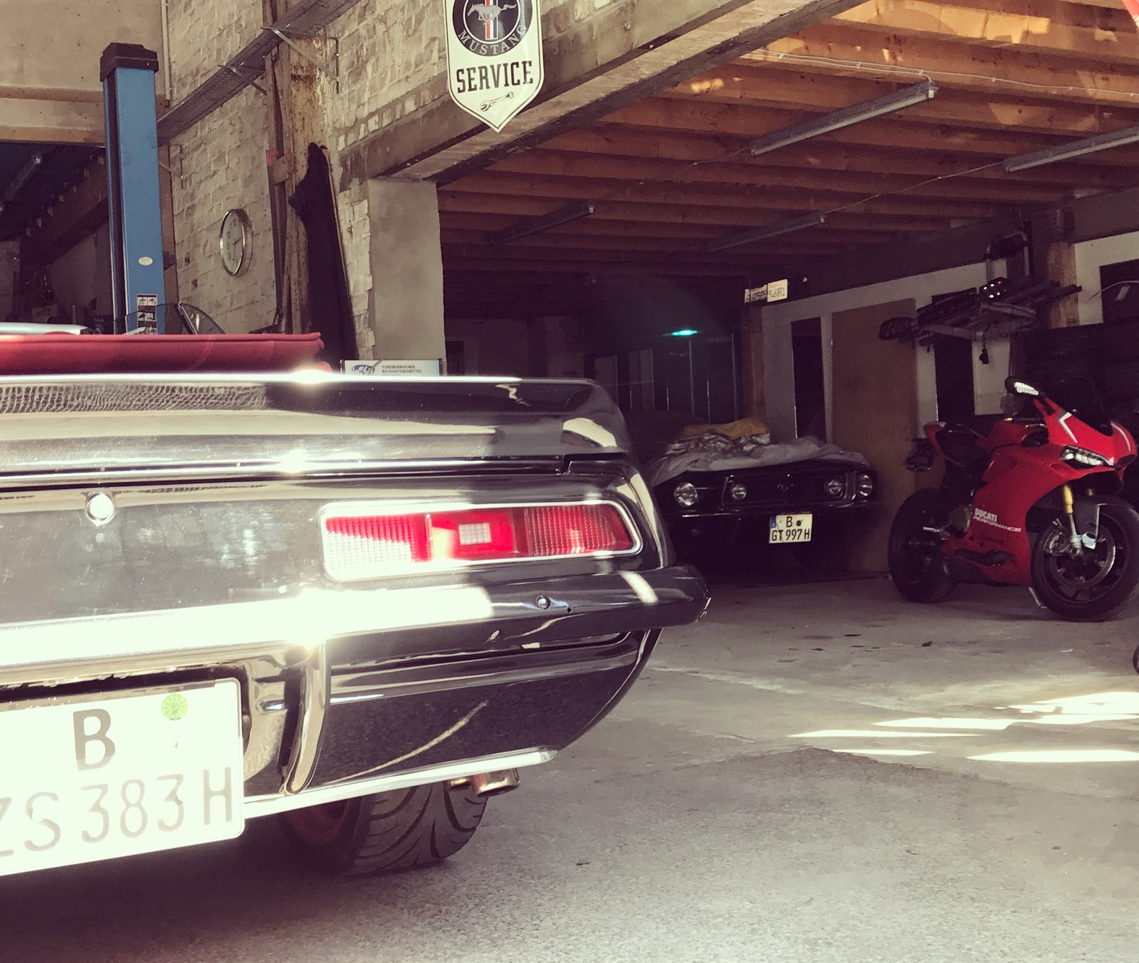 Chromstall UG Galerie