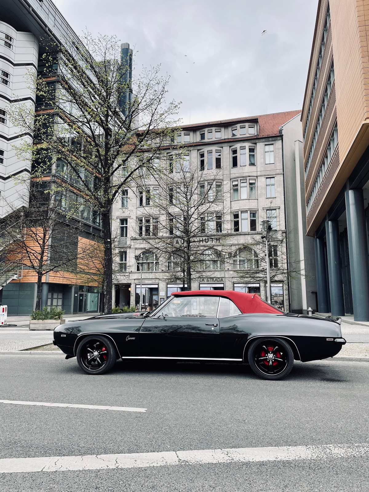 Chromstall UG Galerie