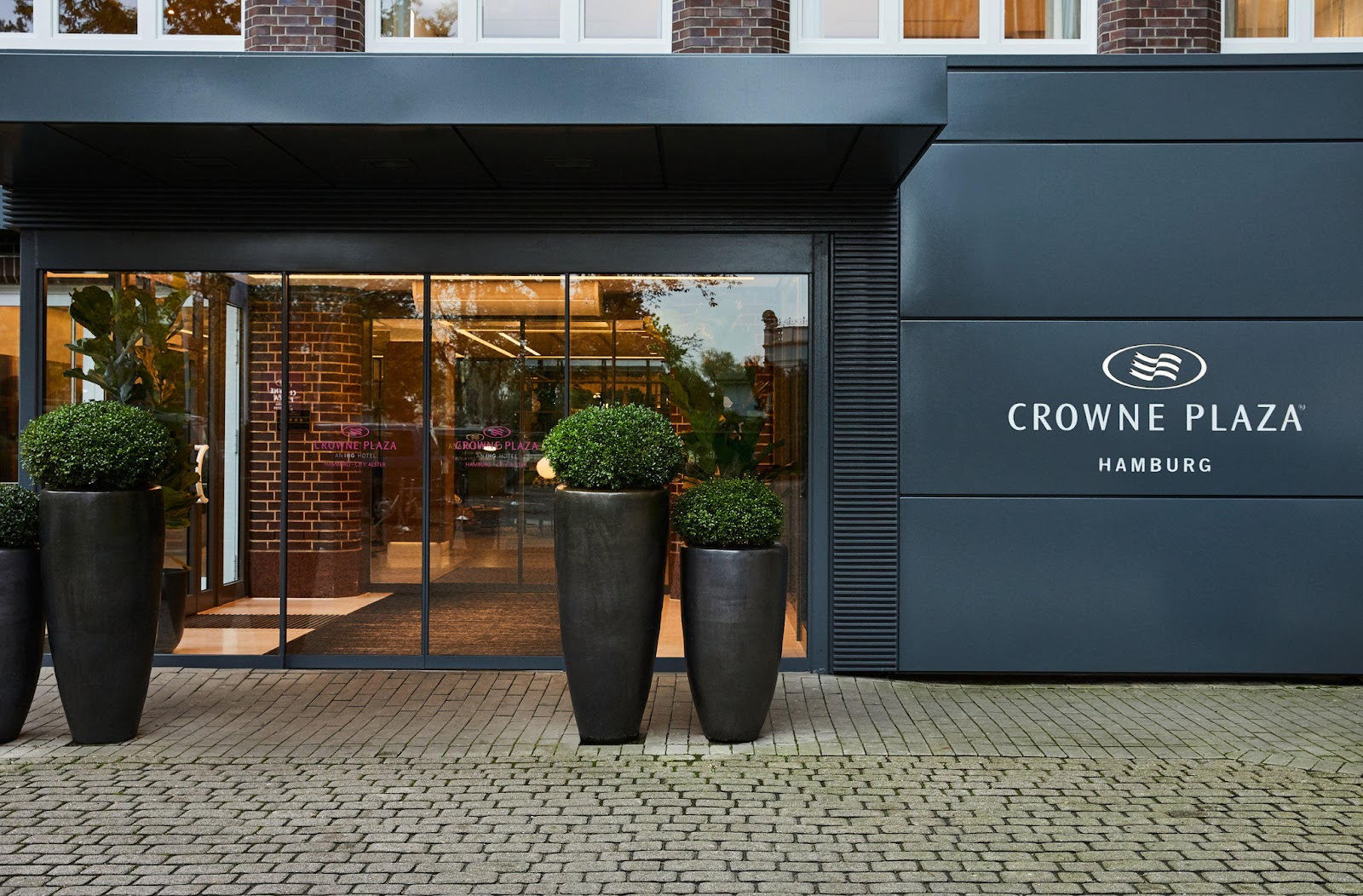 Crowne Plaza Hamburg - City Alster - 01