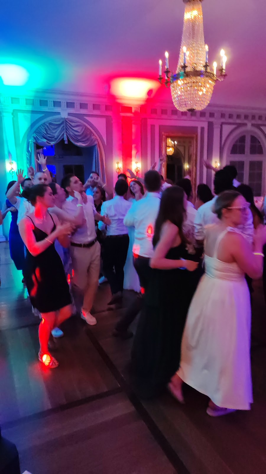 Der DJ Heiner Galerie