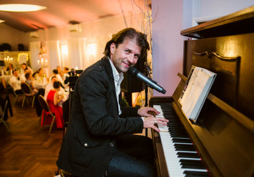 DJ Robbie Hochwind Galerie