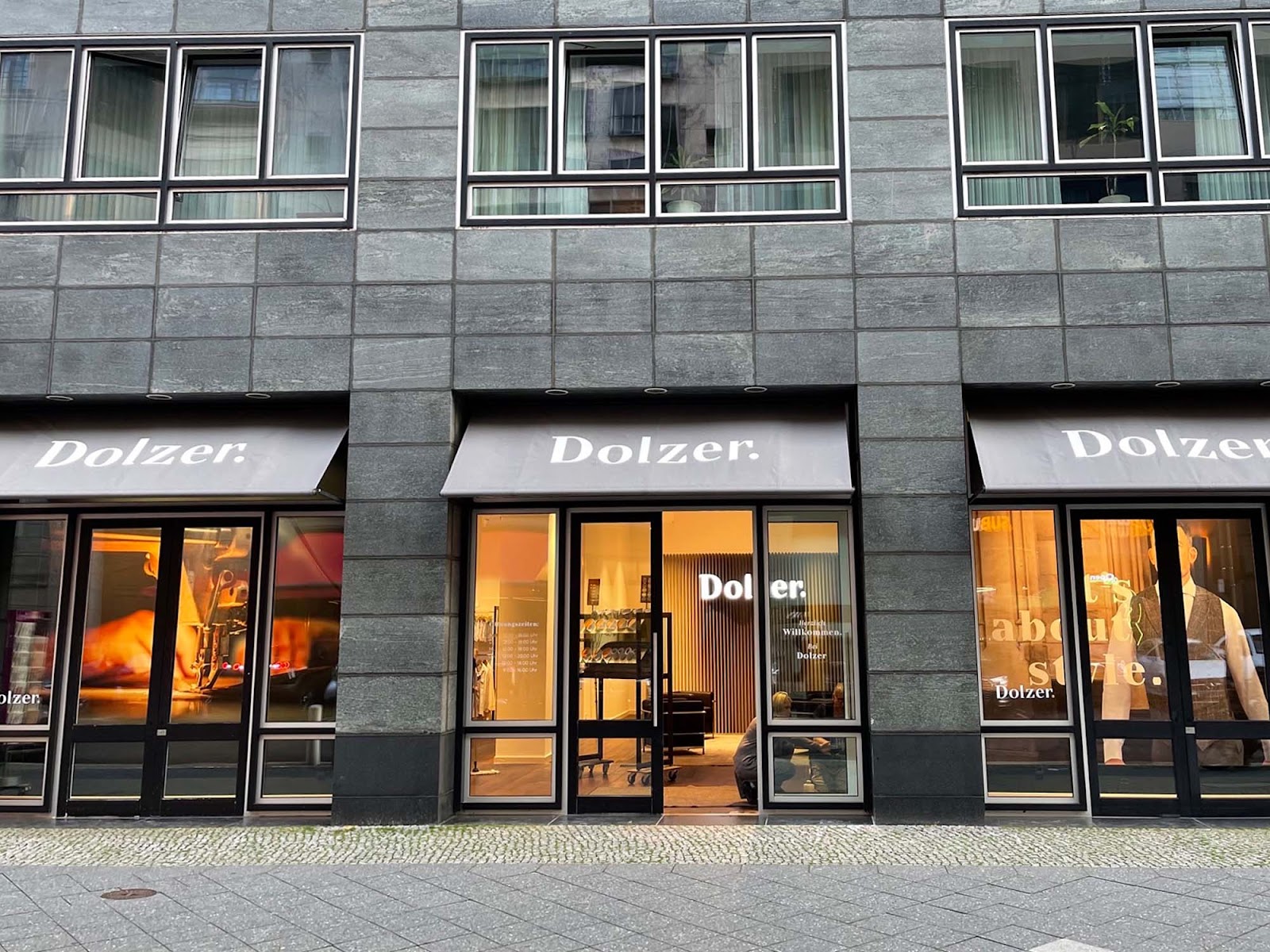 Dolzer Maßkleidung - 01