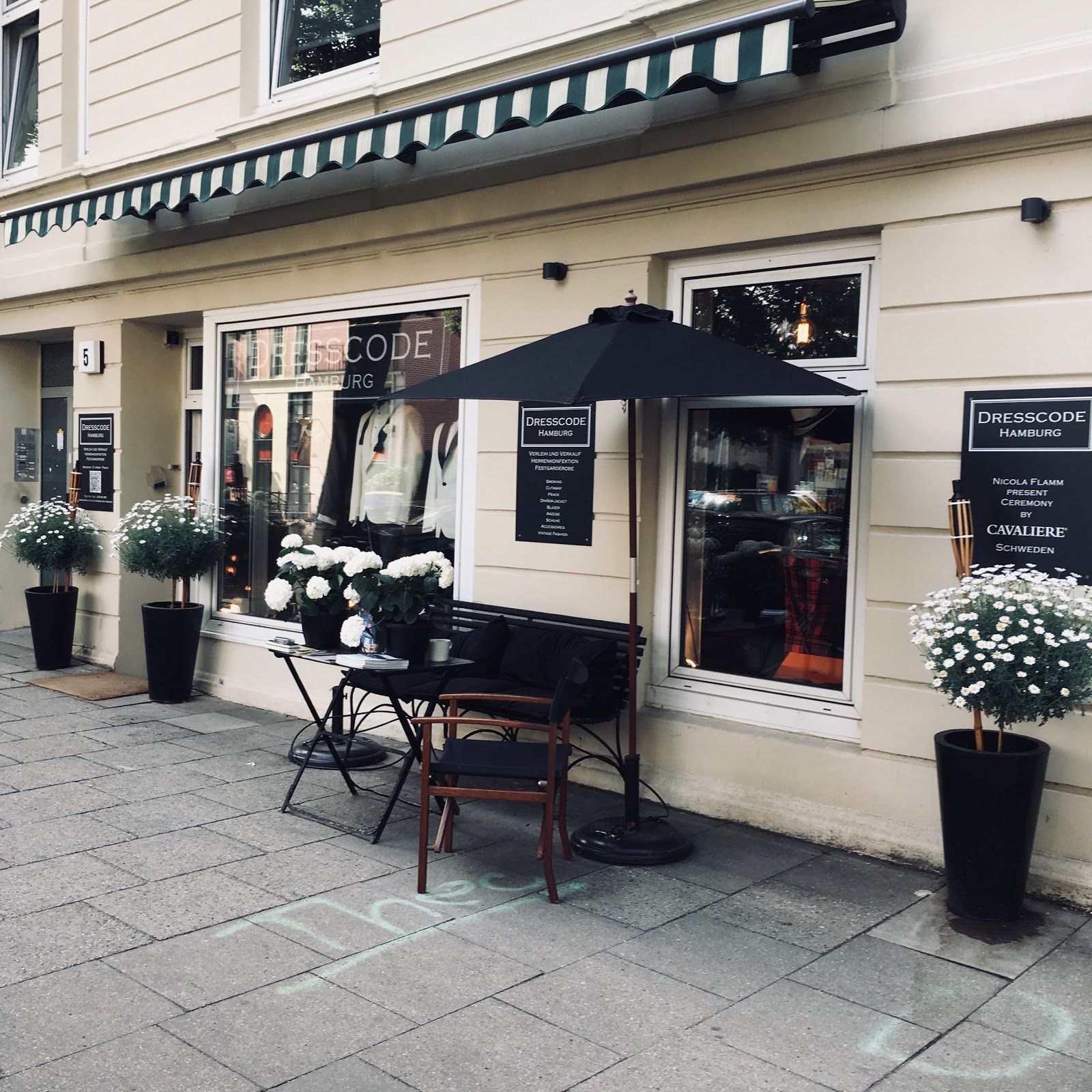 DRESSCODE HAMBURG - 01