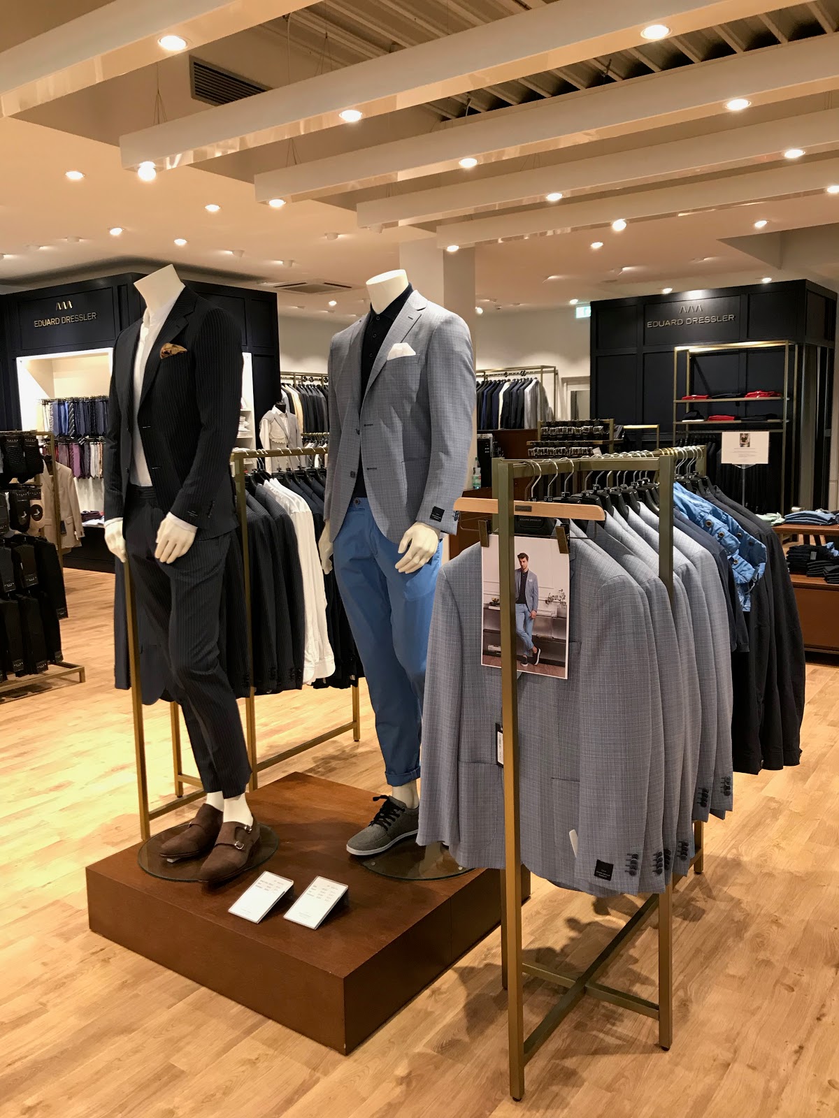 DRESSLER Outlet Store Galerie