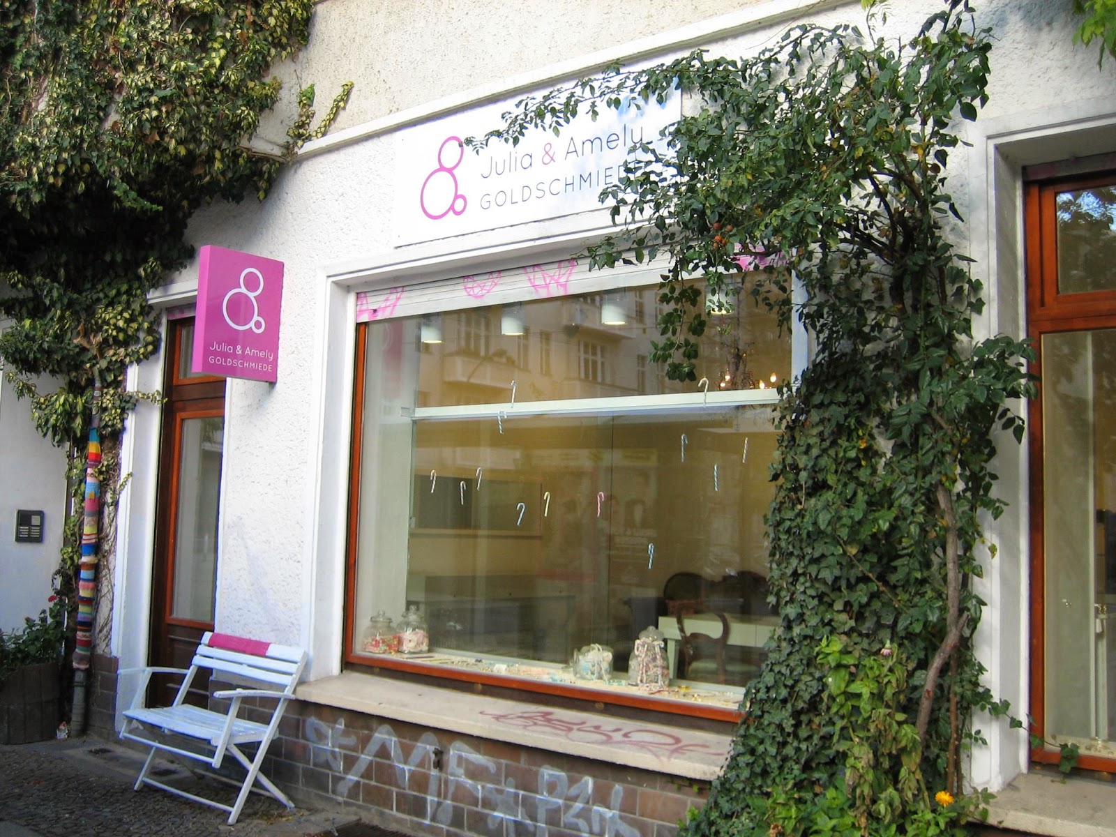 Goldschmiede Julia & Amely - 01