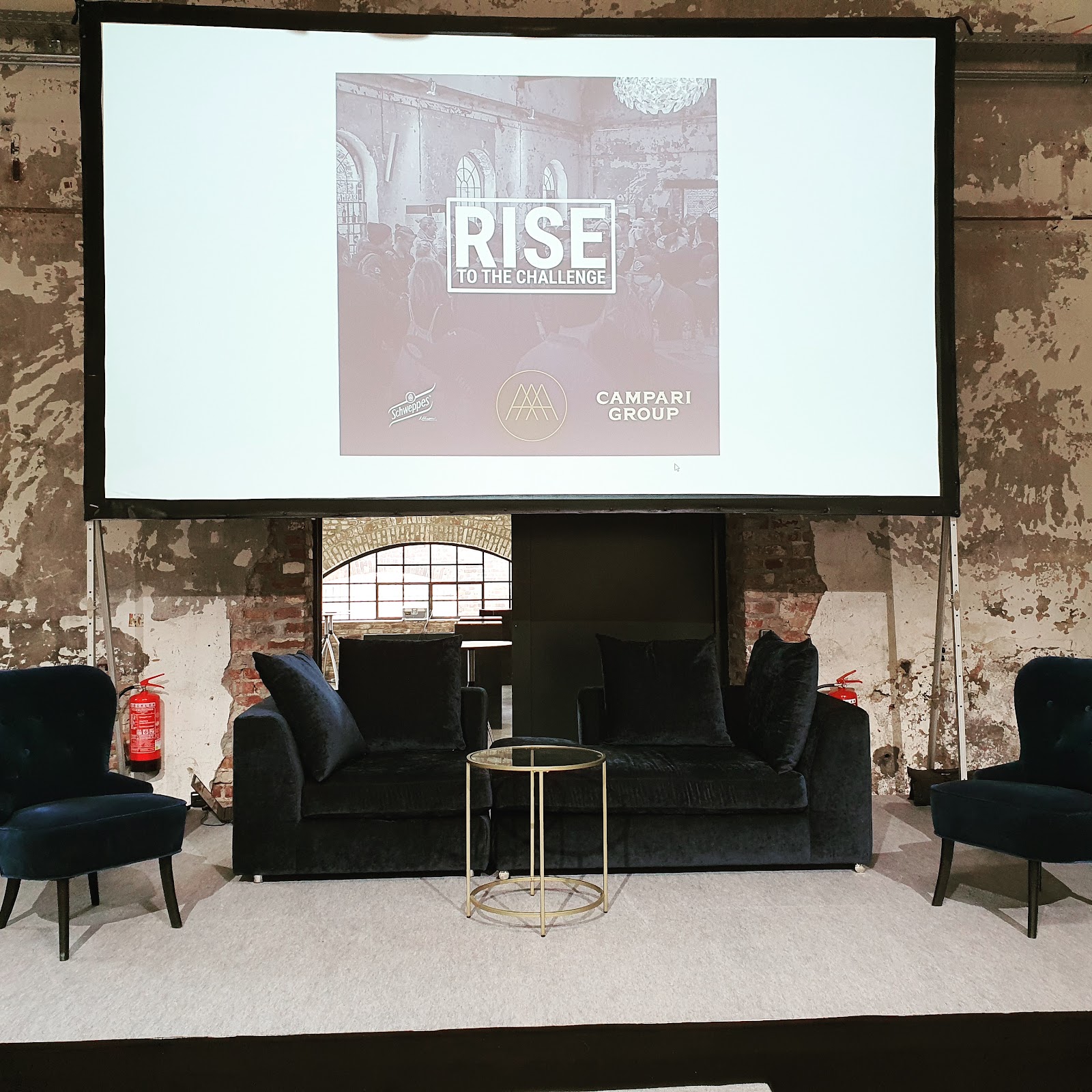 HARBOUR.CLUB Köln Mülheim Galerie