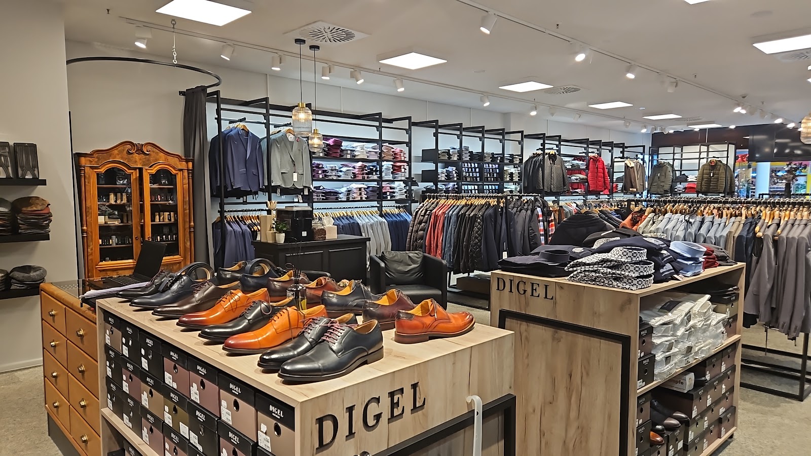 Herrenmode Mock Galerie