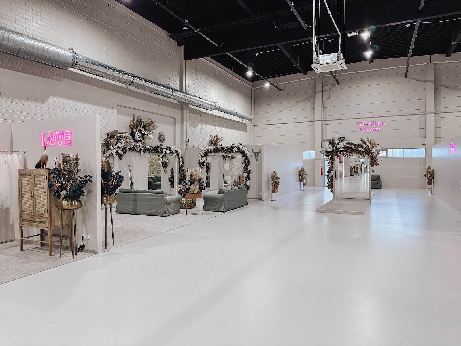 hochzeitsrausch Brautmoden Galerie