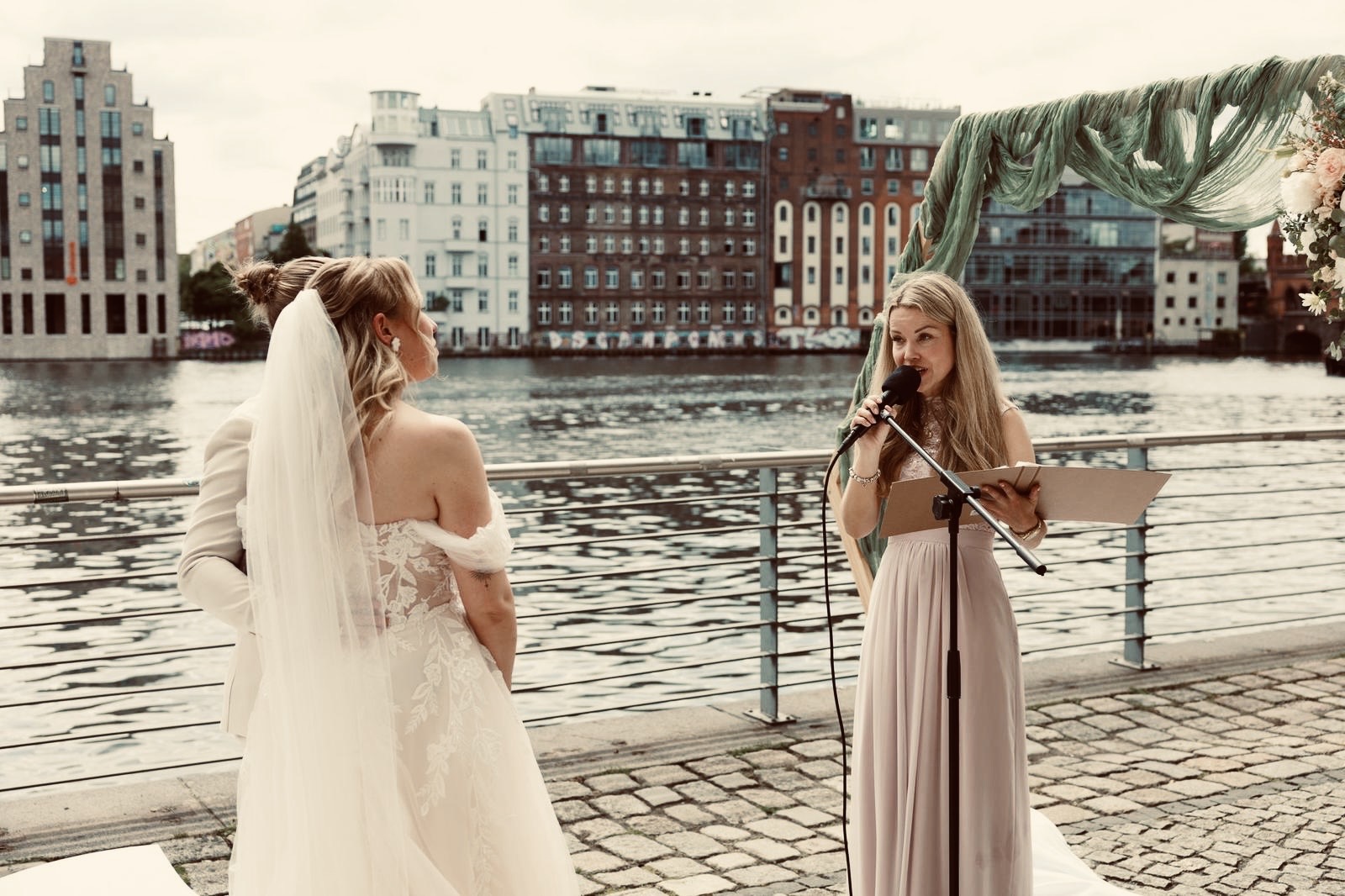 Julia von Herzen Galerie