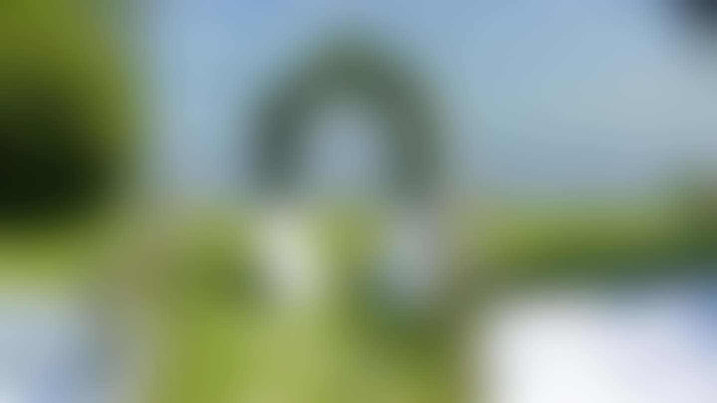 Kirsten Brugger - 01