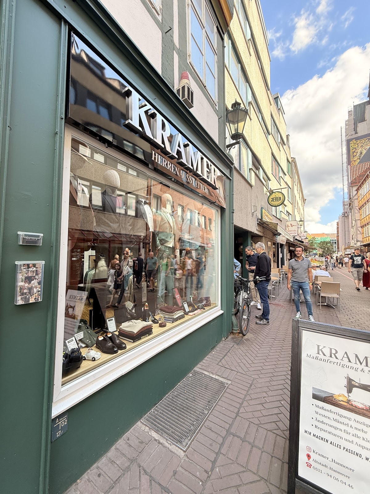 KRAMER Herrenausstatter Galerie