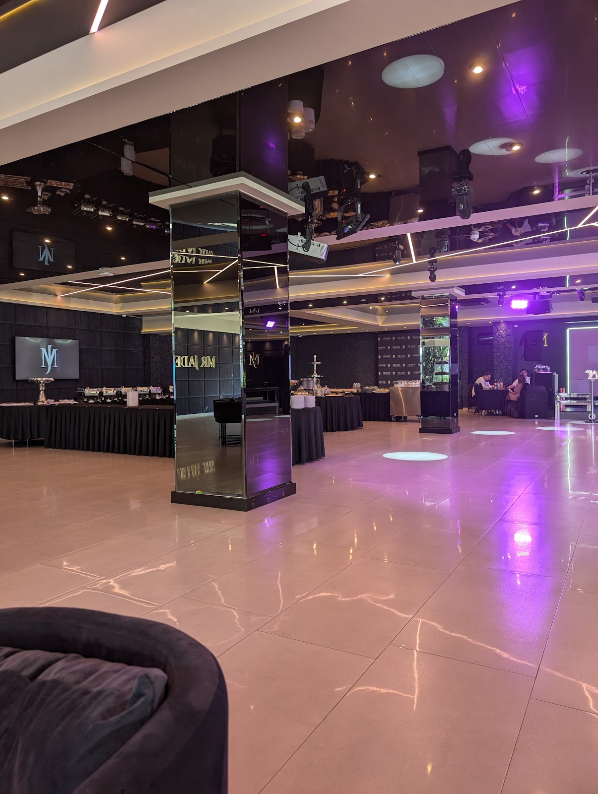 MRJADE Eventlocation Galerie
