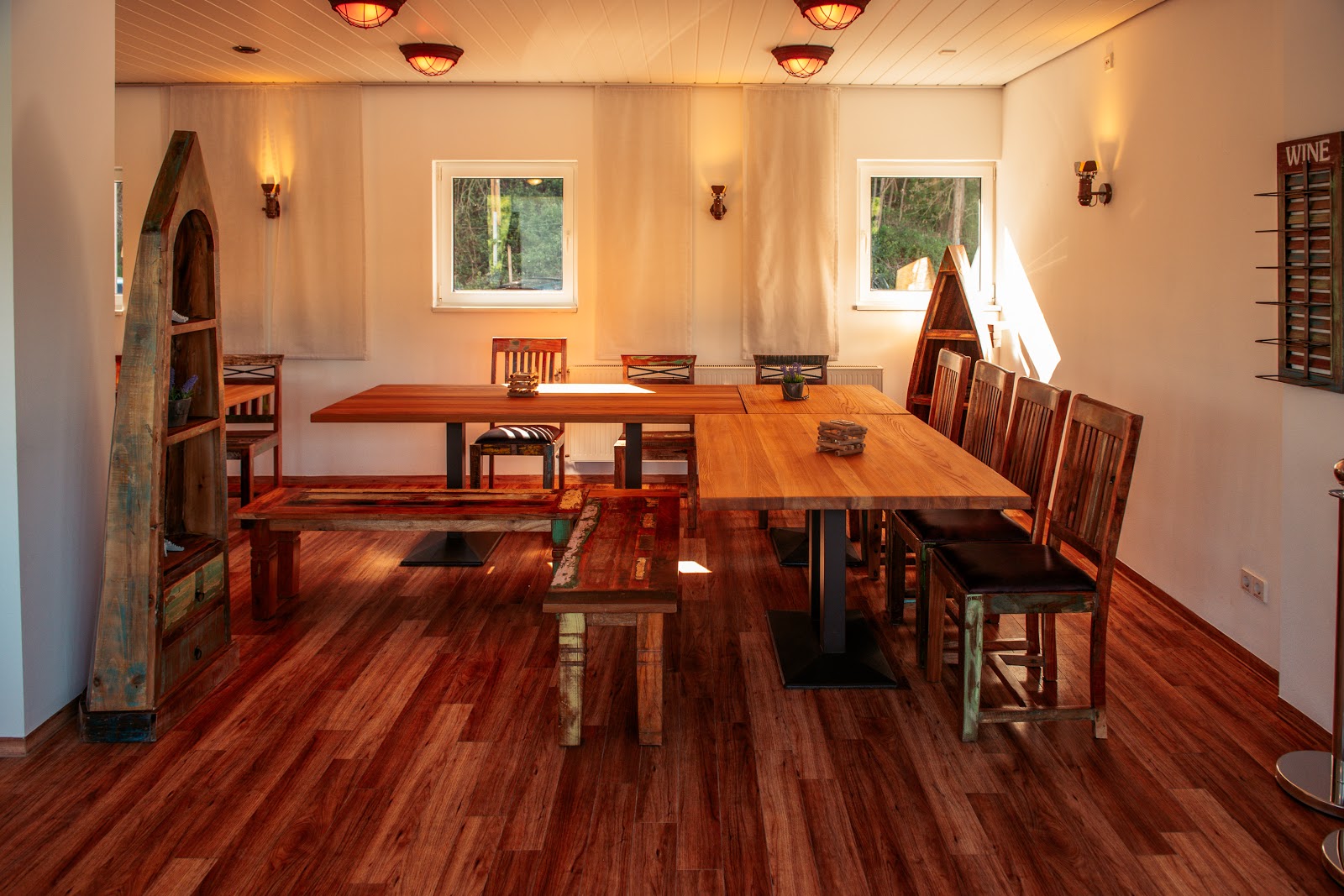 Riverhouse Locations Galerie