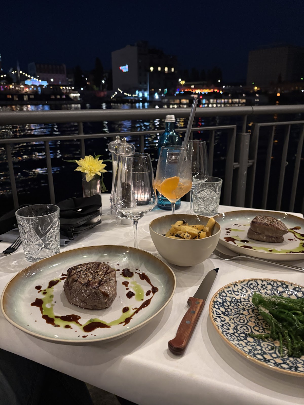 RIVO Spreeterrassen - Restaurant & Eventlocation Galerie