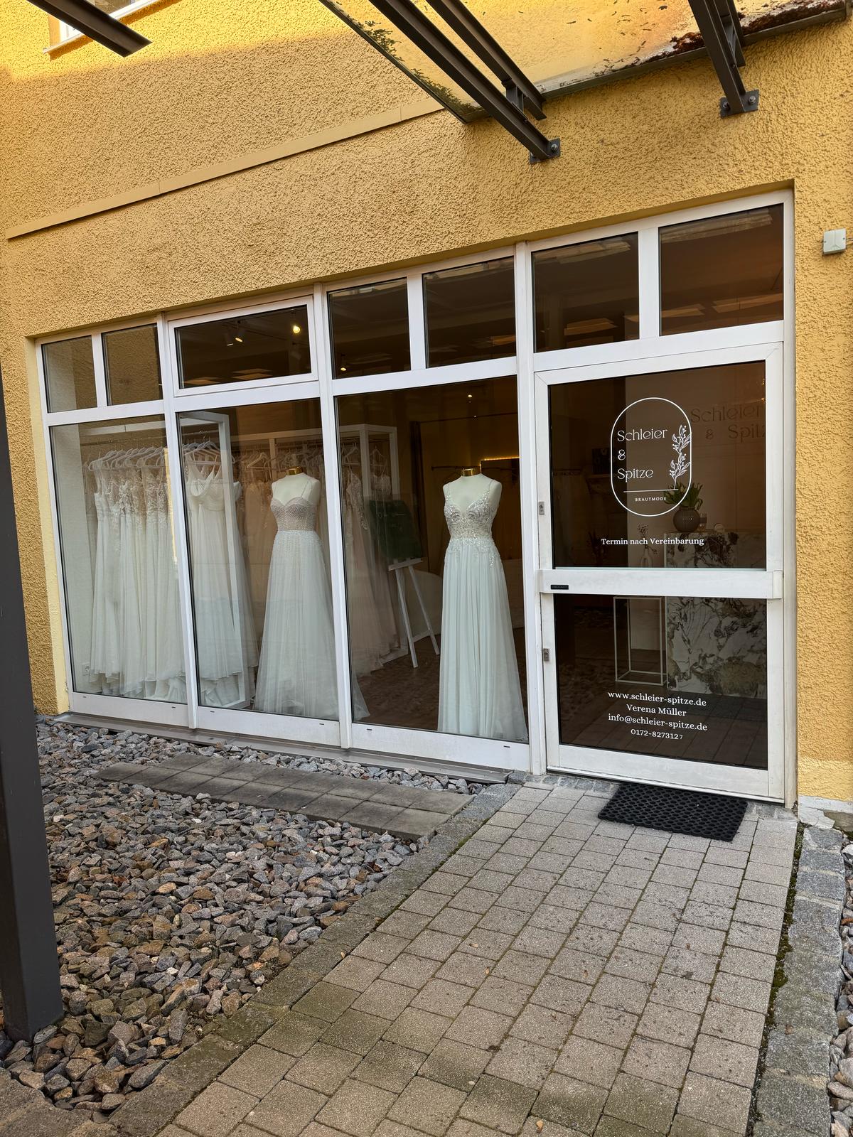 Schleier & Spitze - 01