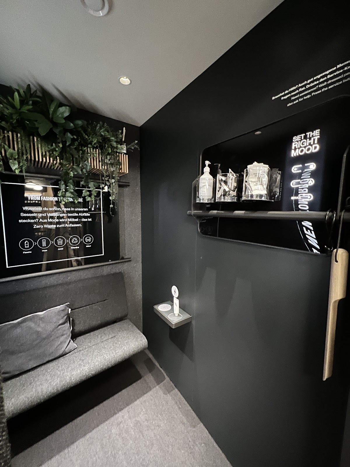 Shaping New Tomorrow Galerie