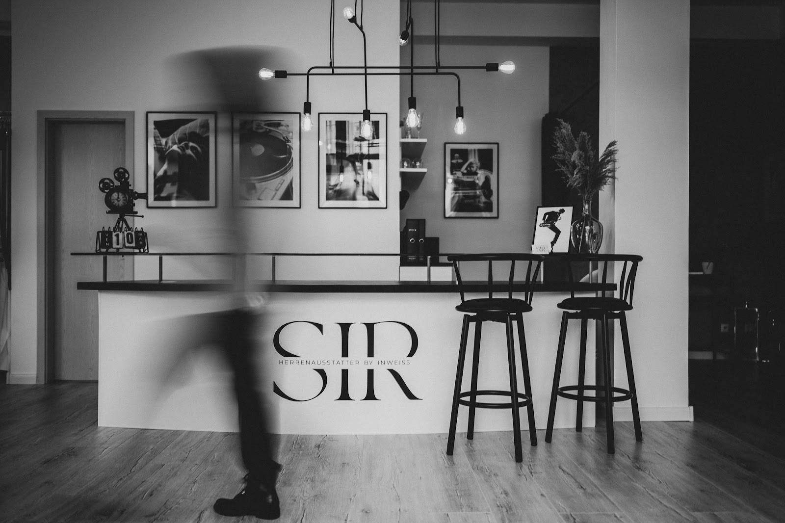 SIR by InWeiß Galerie