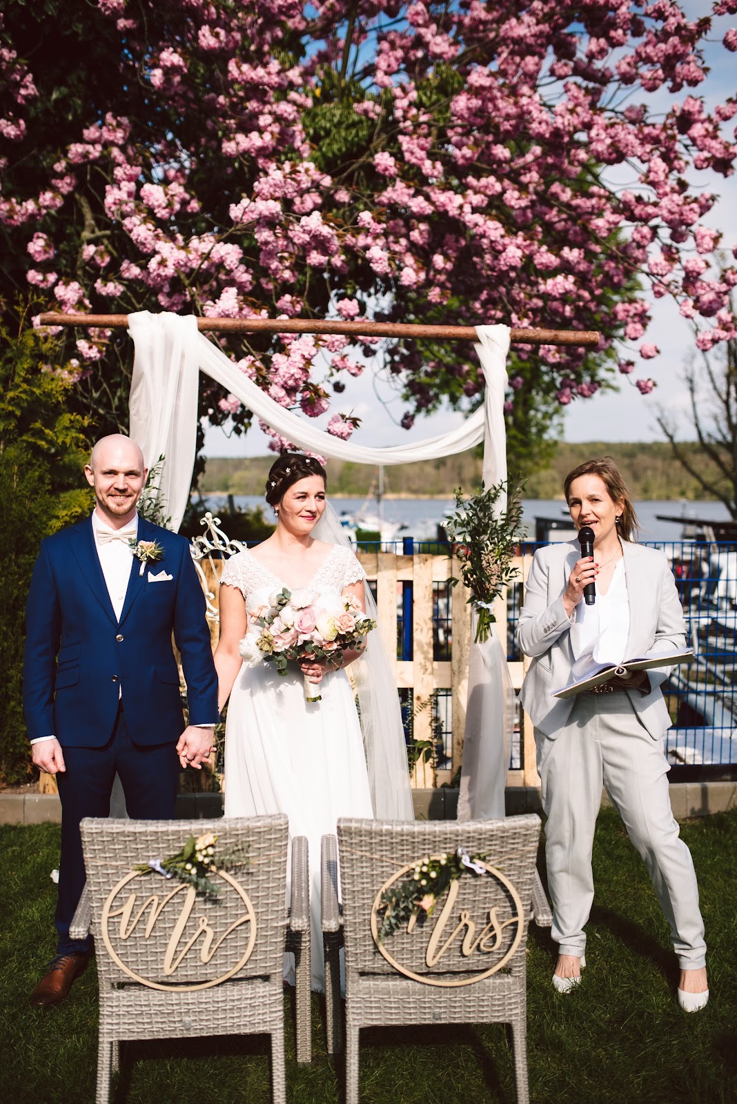 Traurednerin Annie - 01