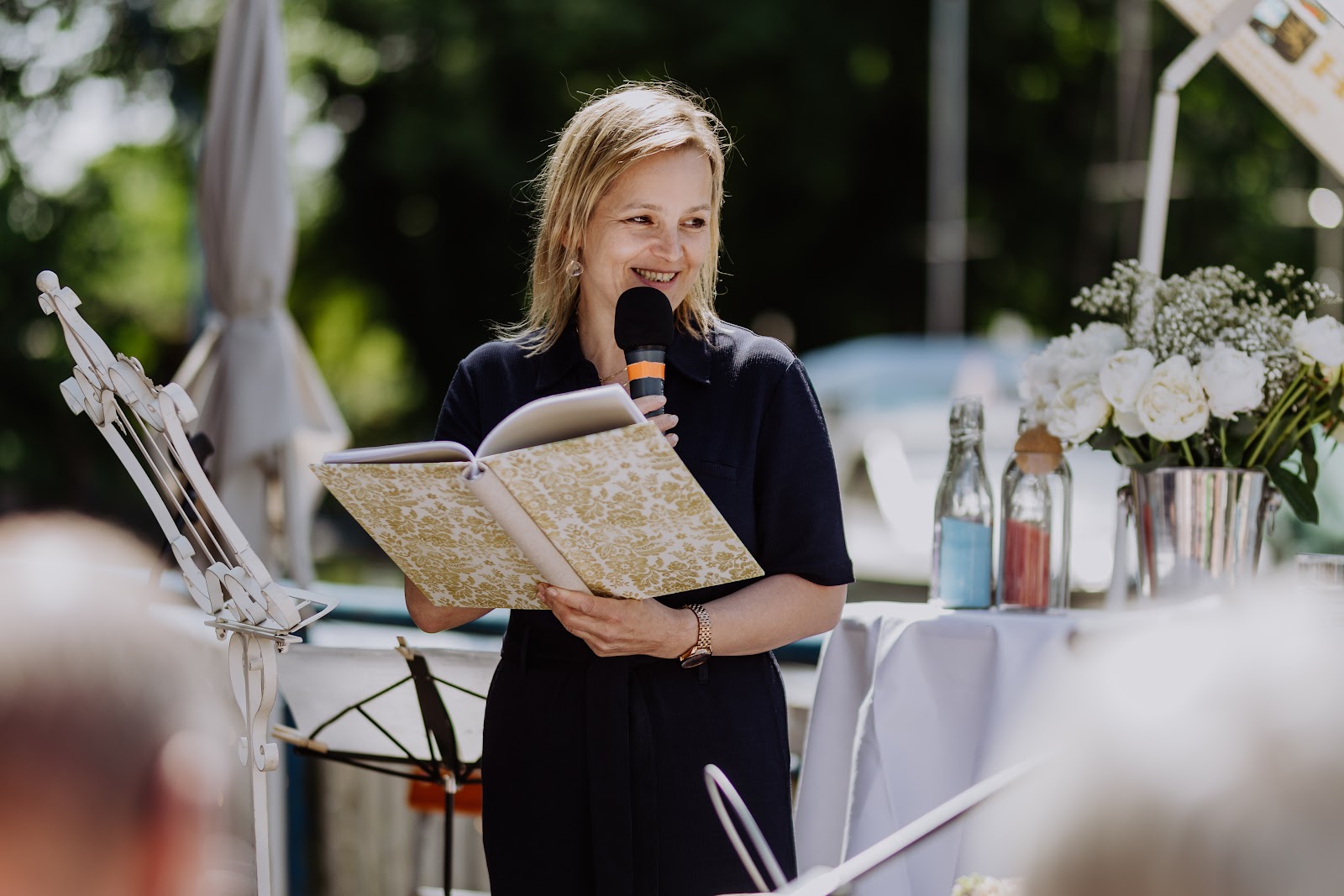 Traurednerin Annie Galerie