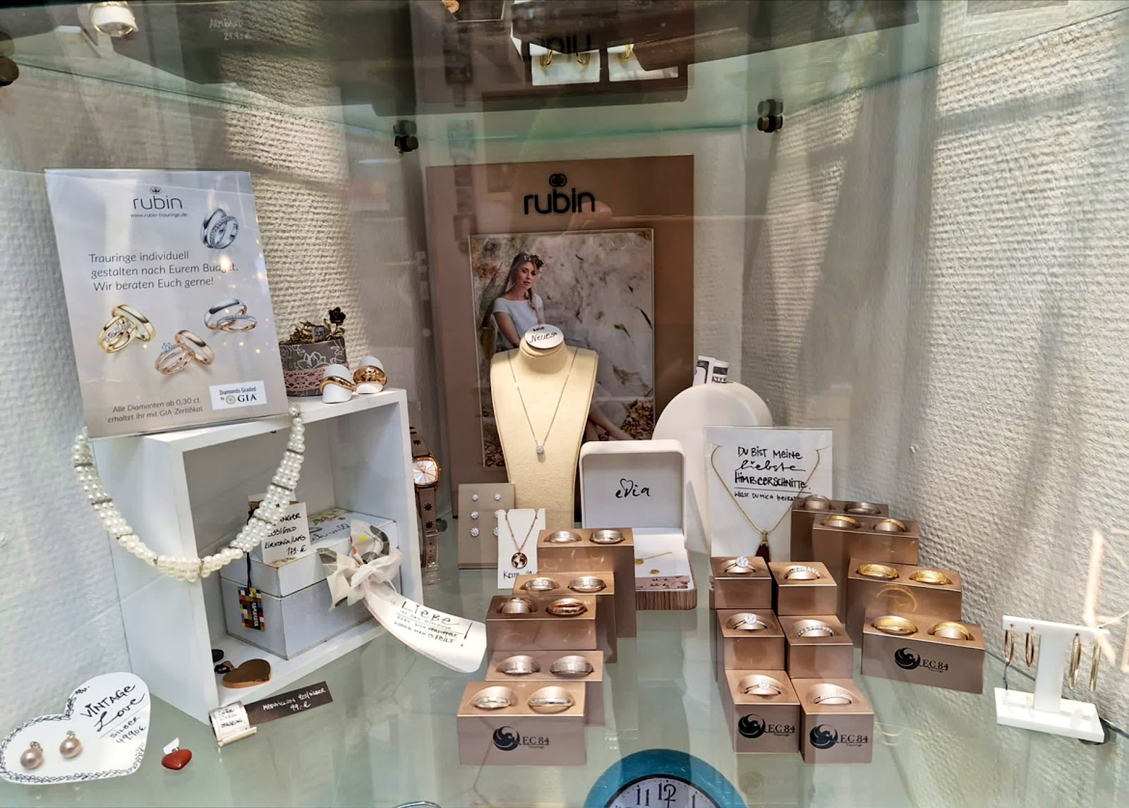 Uhrsprung & Trauringe Weimar - 01