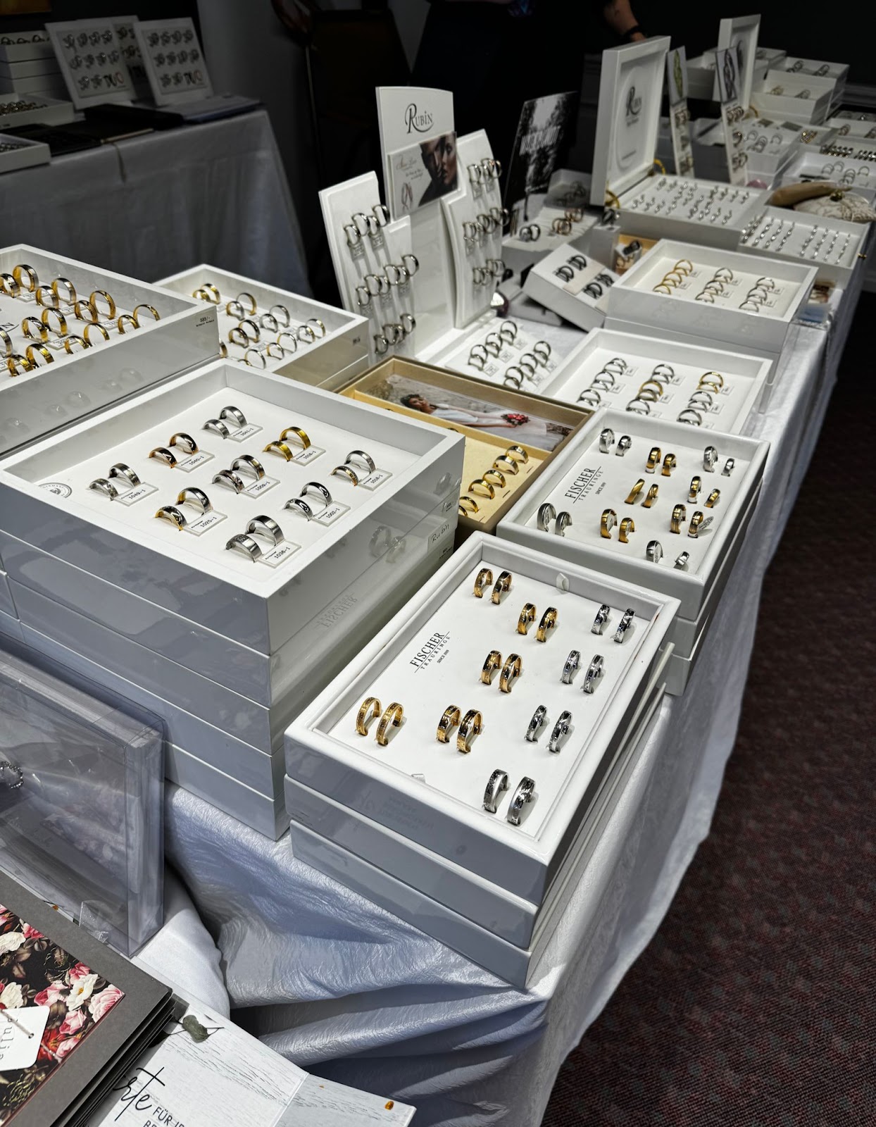 Uhrsprung & Trauringe Weimar Galerie