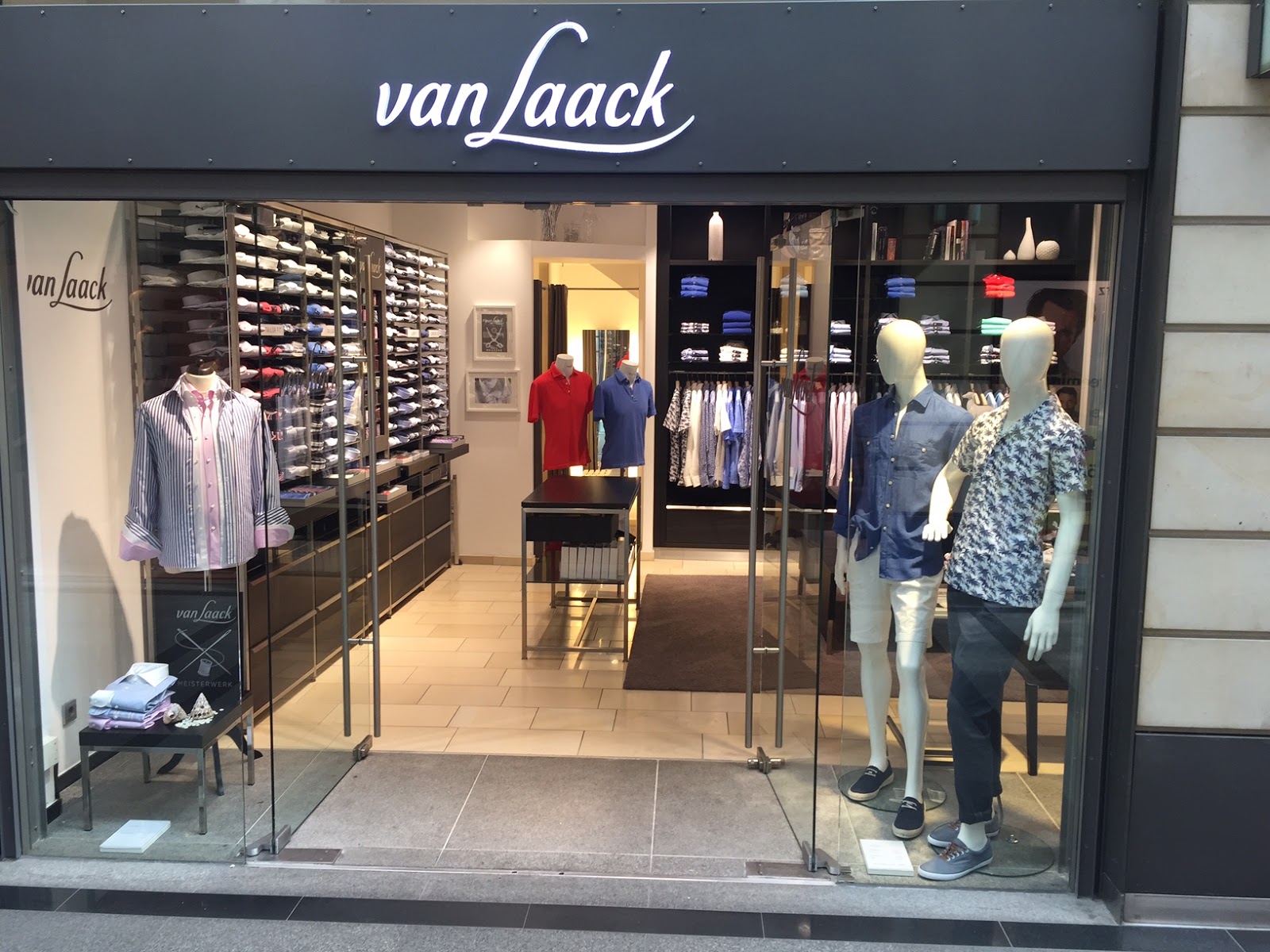 van Laack Store Bremen - 01