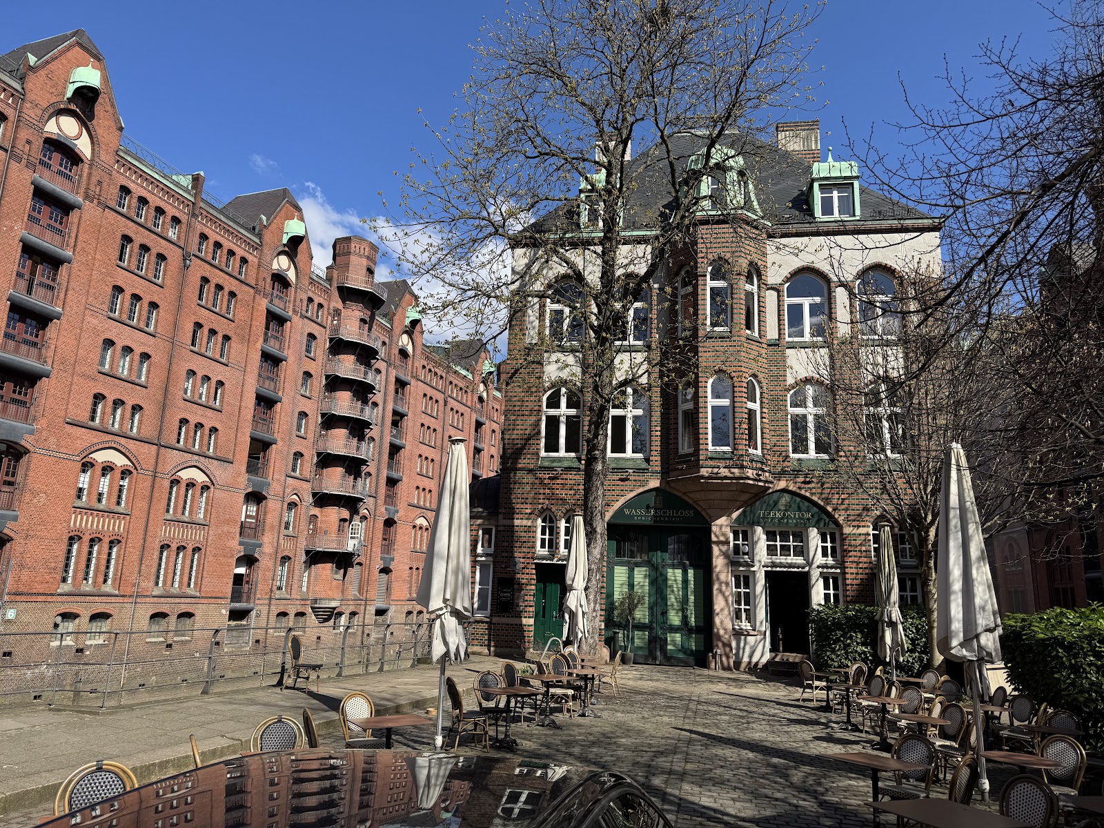 WASSERSCHLOSS Speicherstadt Galerie